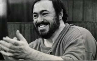 img-luciano-pavarotti-biographie-discographie-carriere-musicale-caruso-crooner-radio