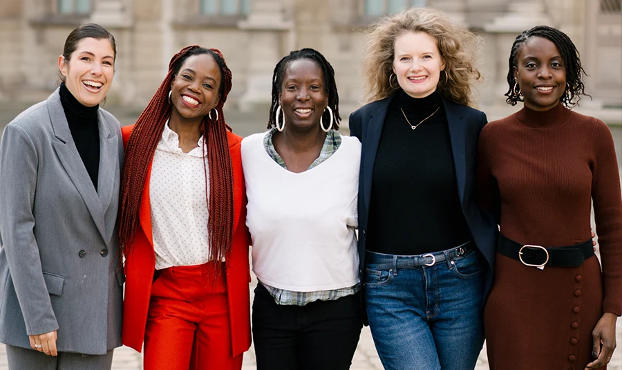 25-03-03-img-festival-eclat-au-feminin-journee-de-la-femme-2025-evenement-paris-8-mars-paris-ateliers-bien-etre-paris-conferences-developpement-personnel-helenecarion-croonerradio.webp